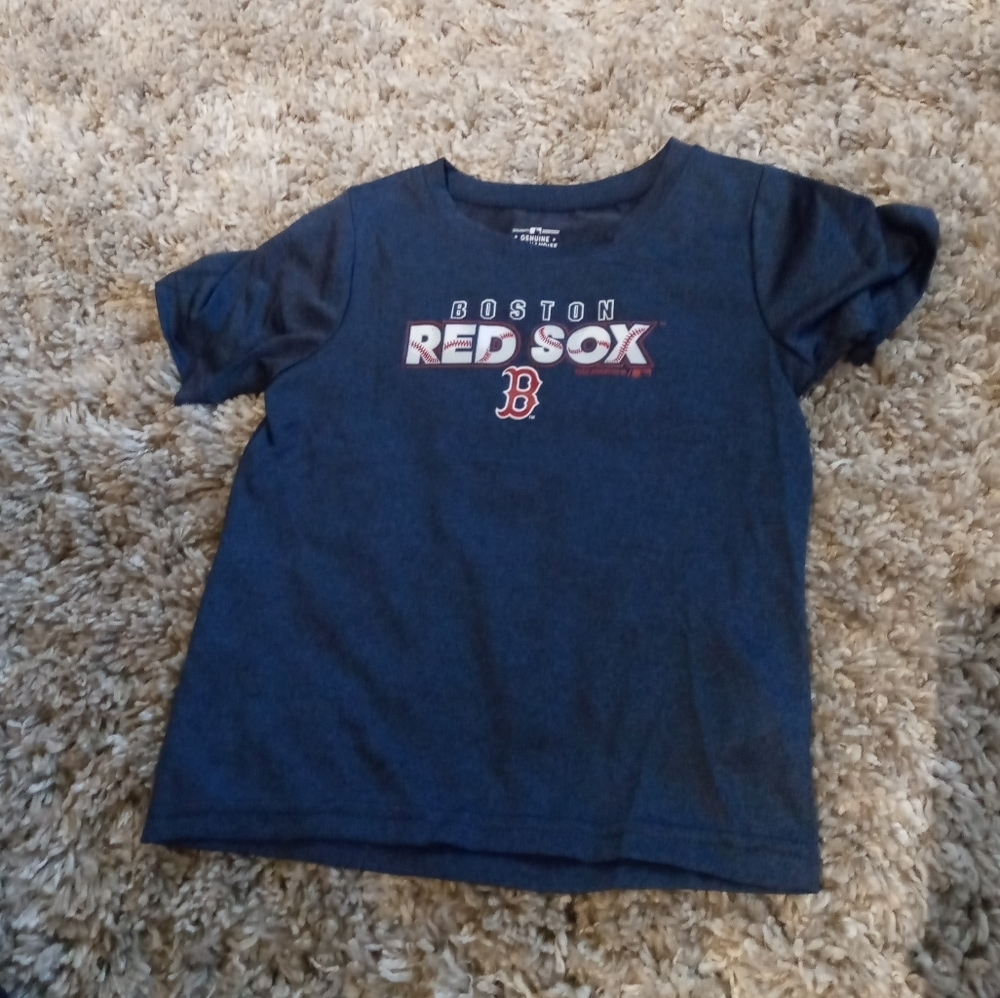 Genuine Merchandise‎ Boston red socks t-shirt